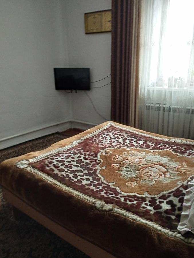 Guest House Sono Adress Derbisheva 202 Karakol Ngoại thất bức ảnh
