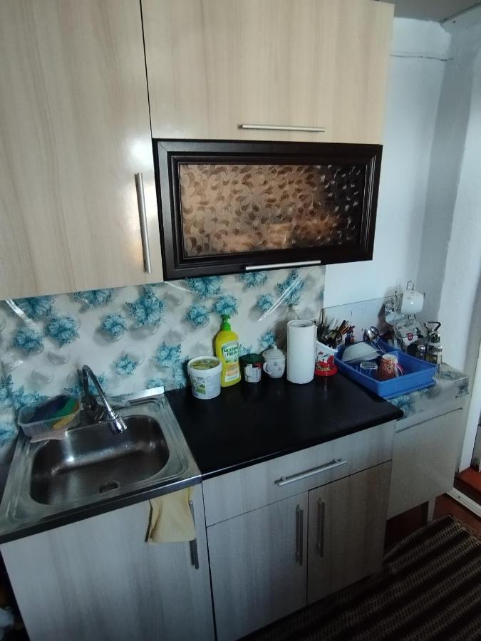 Guest House Sono Adress Derbisheva 202 Karakol Ngoại thất bức ảnh